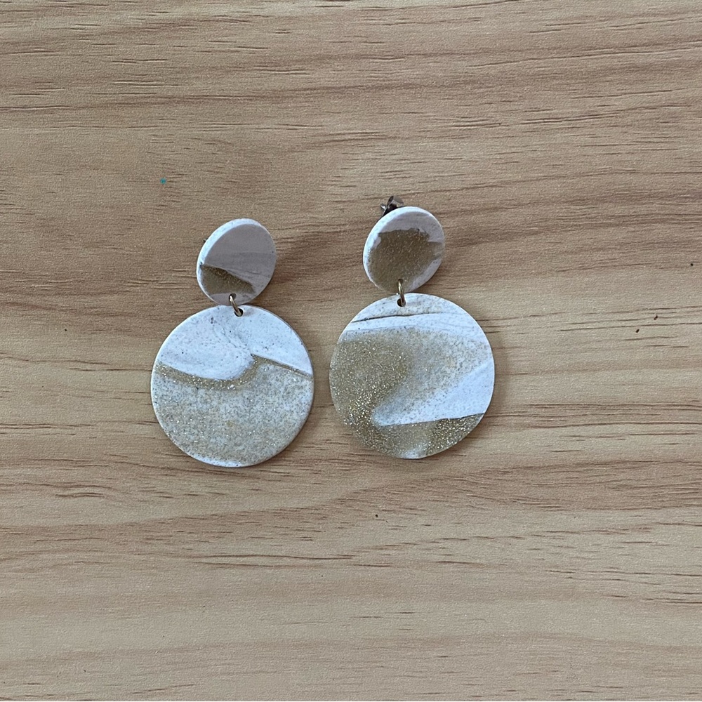 Elegant Gold and White Dangle Earrings